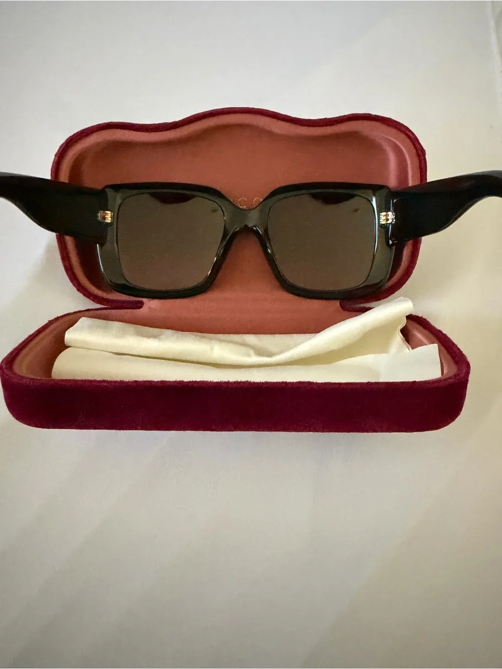 Gucci Black Oversized Square Sunglasses